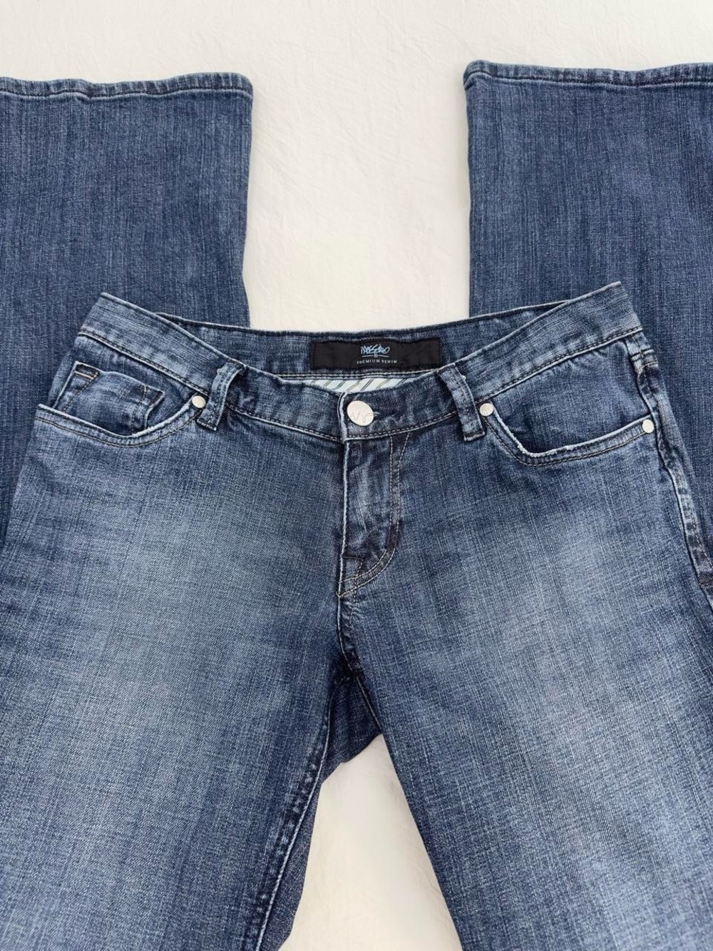 Mossimo Low Rise Bootcut Jeans - Picture 6 of 8